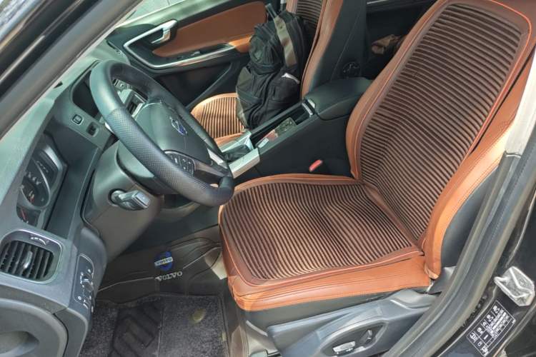 Used Volvo S60 2015 S60L 2.0T Zhiyuan Edition Left Front Seat