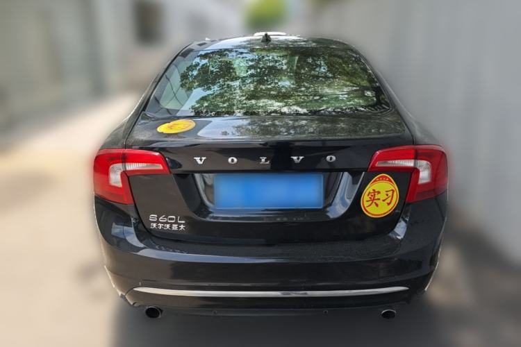 Used Volvo S60 2015 S60L 2.0T Zhiyuan Edition Rear