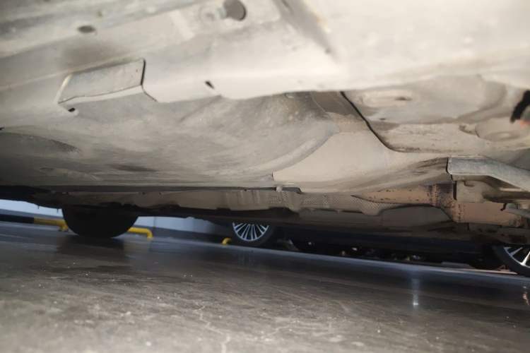 Used Volvo S60 2015 S60L T5 Intelligent Drive Edition Chassis Front Right