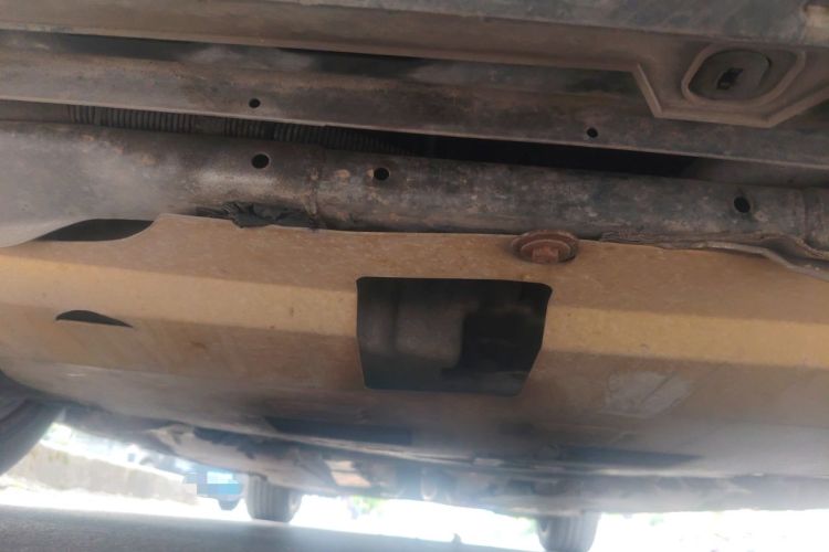 Used Volvo S60 2015 S60L 2.0T Zhiyuan Edition Chassis Front