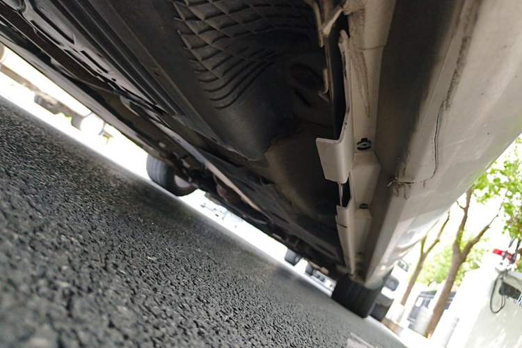 Used Volvo S60 2015 S60L 2.0T Zhiyuan Edition Chassis Rear Right