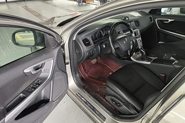 Used Volvo S60 2015 S60L 2.0T Smart Drive Edition Driver Seat