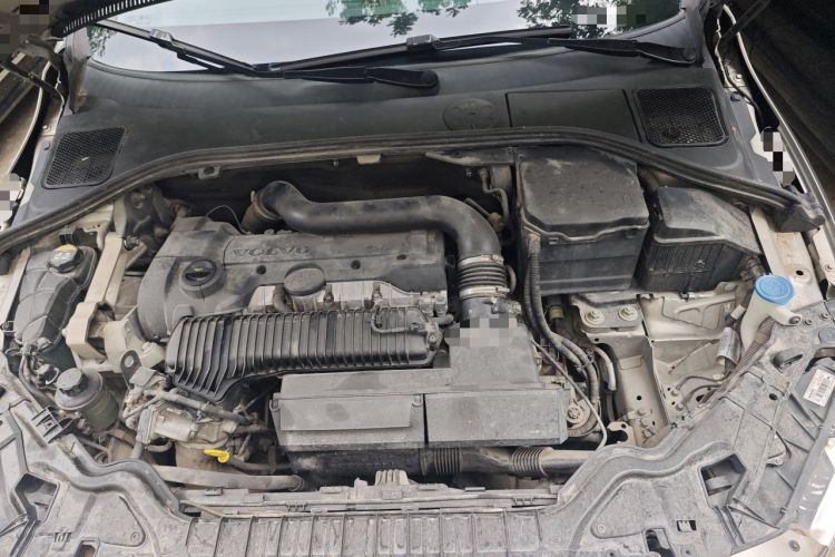 Used Volvo S60 2015 S60L T5 Intelligent Drive Edition Engine Bay Left