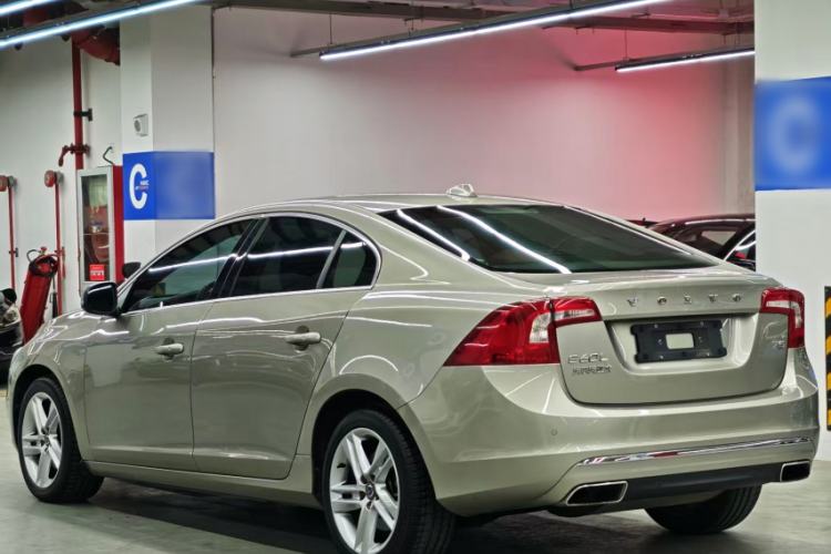 Used Volvo S60 2015 S60L T5 Intelligent Drive Edition Exterior 2