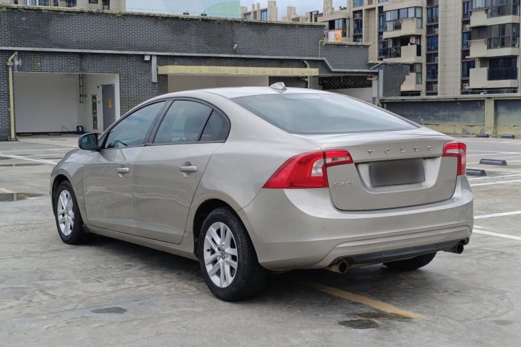 Used Volvo S60 2015 S60L 2.0T Smart Drive Edition Exterior 7