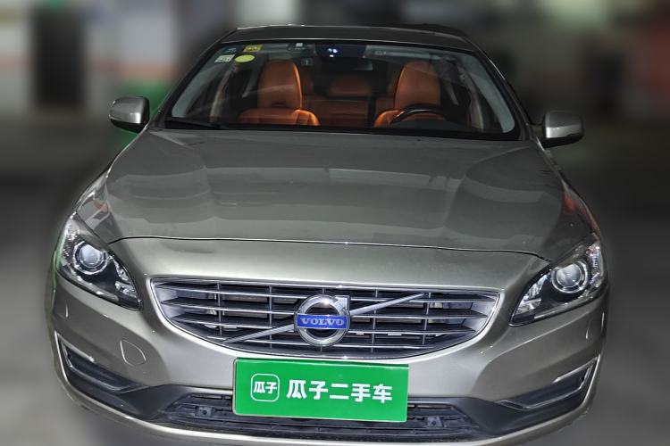 Used Volvo S60 2015 S60L 2.0T Zhiyuan Edition Front