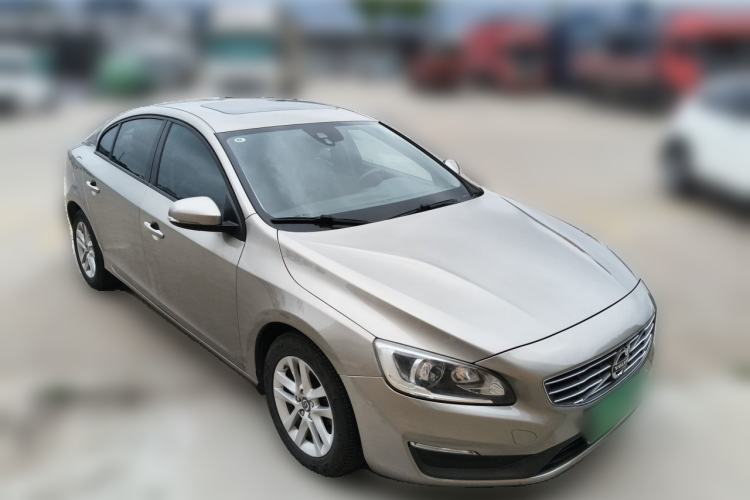 Used Volvo S60 2015 S60L 2.0T Smart Drive Edition Front Right 45 Deg