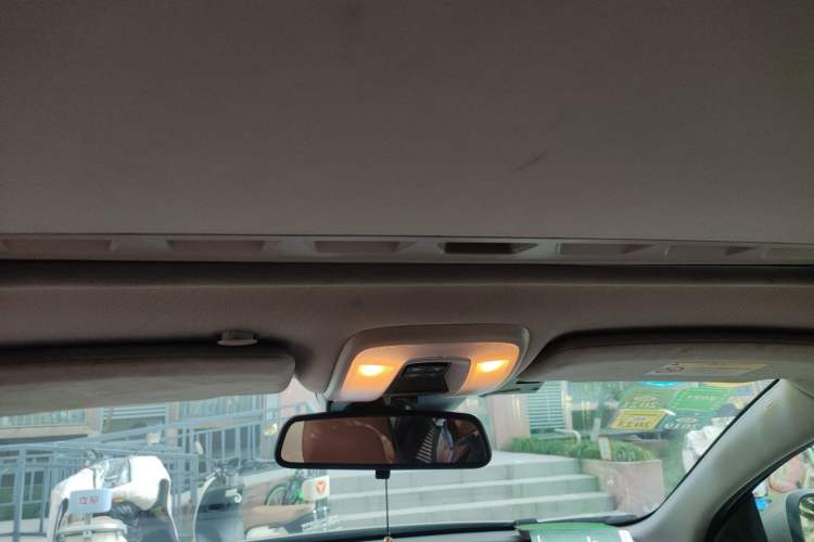 Used Volvo S60 2015 S60L 2.0T Zhiyuan Edition Headliner