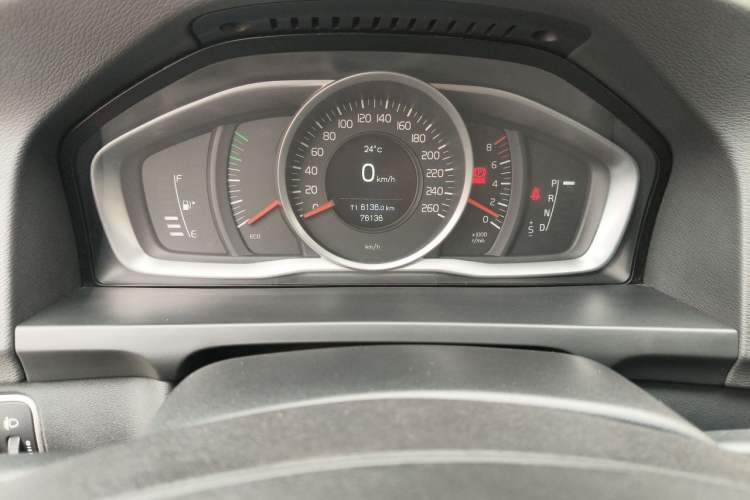 Used Volvo S60 2015 S60L 2.0T Smart Drive Edition Instrument Cluster