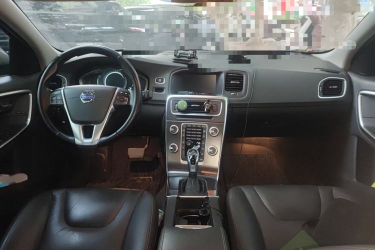 Used Volvo S60 2015 S60L T5 Intelligent Drive Edition Interior 2