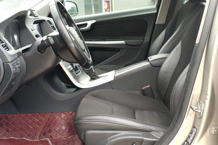 Used Volvo S60 2015 S60L 2.0T Smart Drive Edition Interior 7