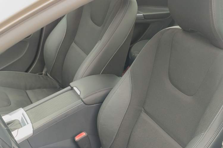 Used Volvo S60 2015 S60L 2.0T Smart Drive Edition Interior 8