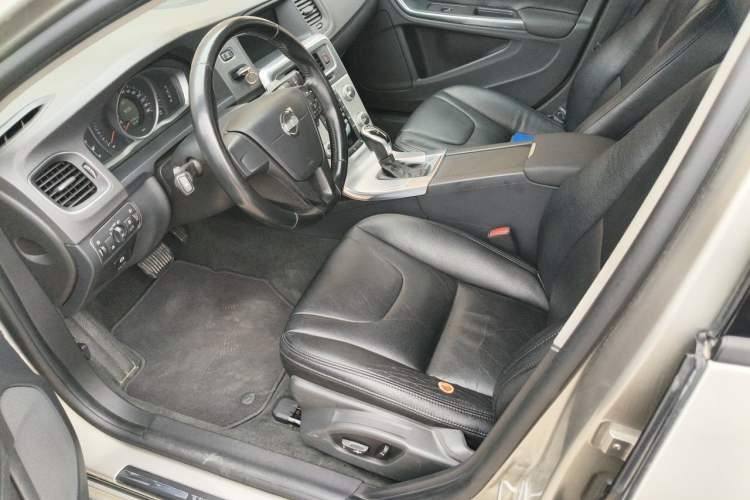 Used Volvo S60 2015 S60L 2.0T Smart Drive Edition Left Front Seat