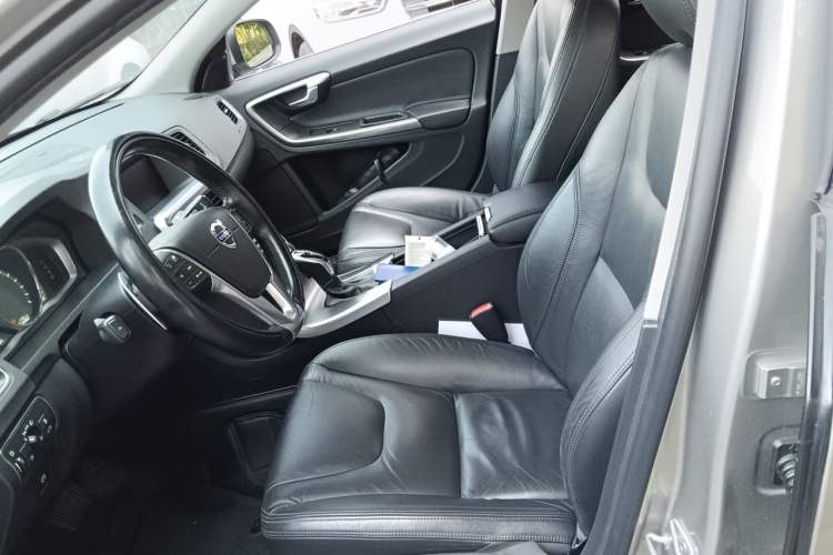 Used Volvo S60 2015 S60L T5 Zhiyue Edition Left Front Seat