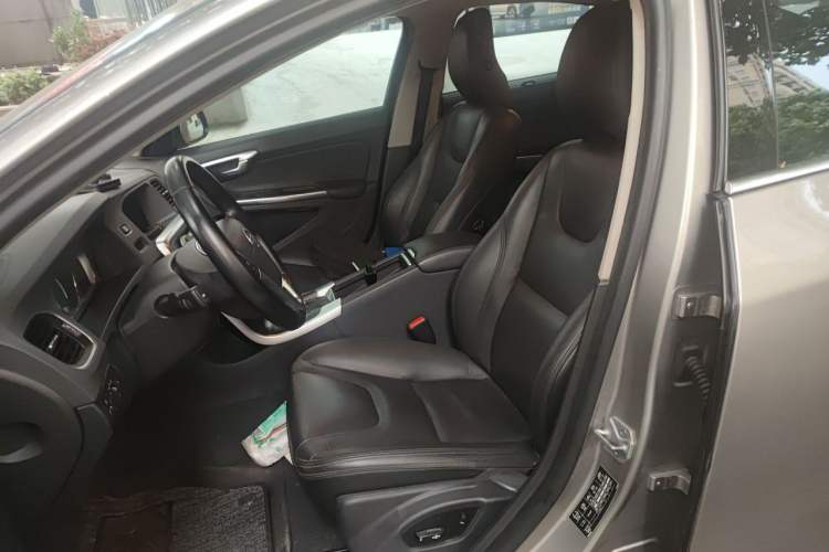 Used Volvo S60 2015 S60L T5 Intelligent Drive Edition Left Front Seat