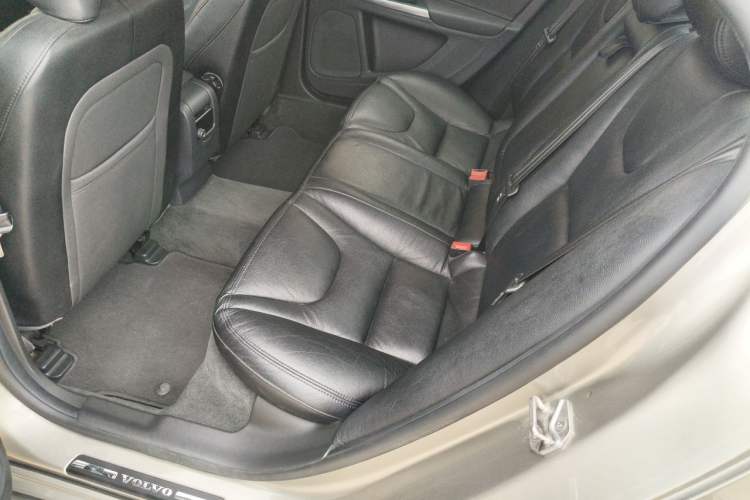 Used Volvo S60 2015 S60L 2.0T Smart Drive Edition Left Rear Seat