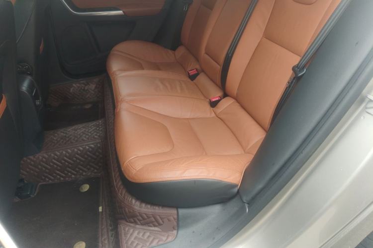 Used Volvo S60 2015 S60L 2.0T Zhiyuan Edition Left Rear Seat