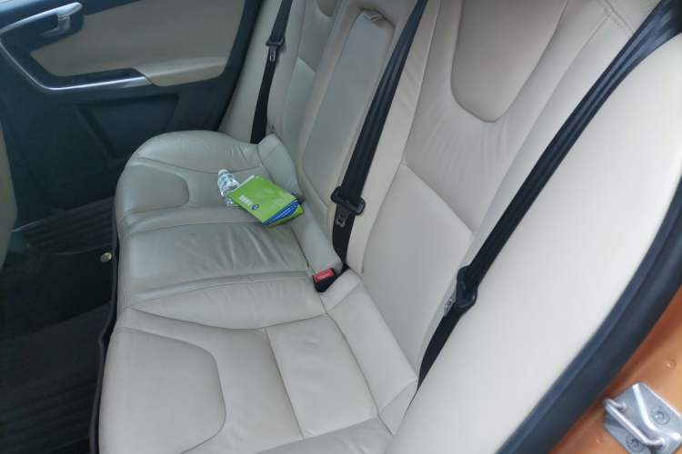 Used Volvo S60 2015 S60L T5 Intelligent Drive Edition Left Rear Seat