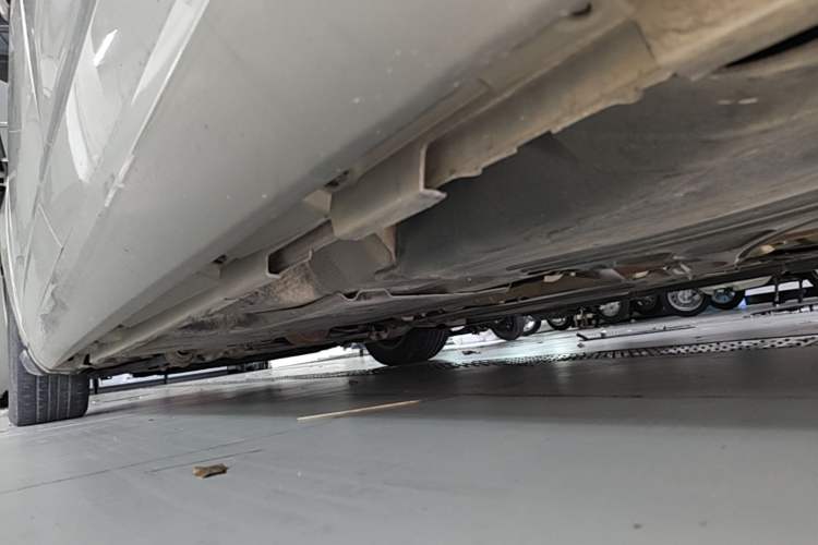 Used Volvo S60 2015 S60L 2.0T Smart Drive Edition Left Side Sill