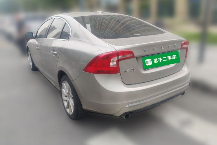 Used Volvo S60 2015 S60L 2.0T Zhiyuan Edition Rear Left 45 Deg