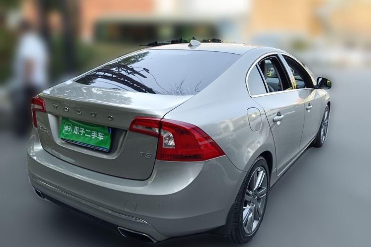 Used Volvo S60 2015 S60L T5 Zhiyue Edition Rear Right 45 Deg