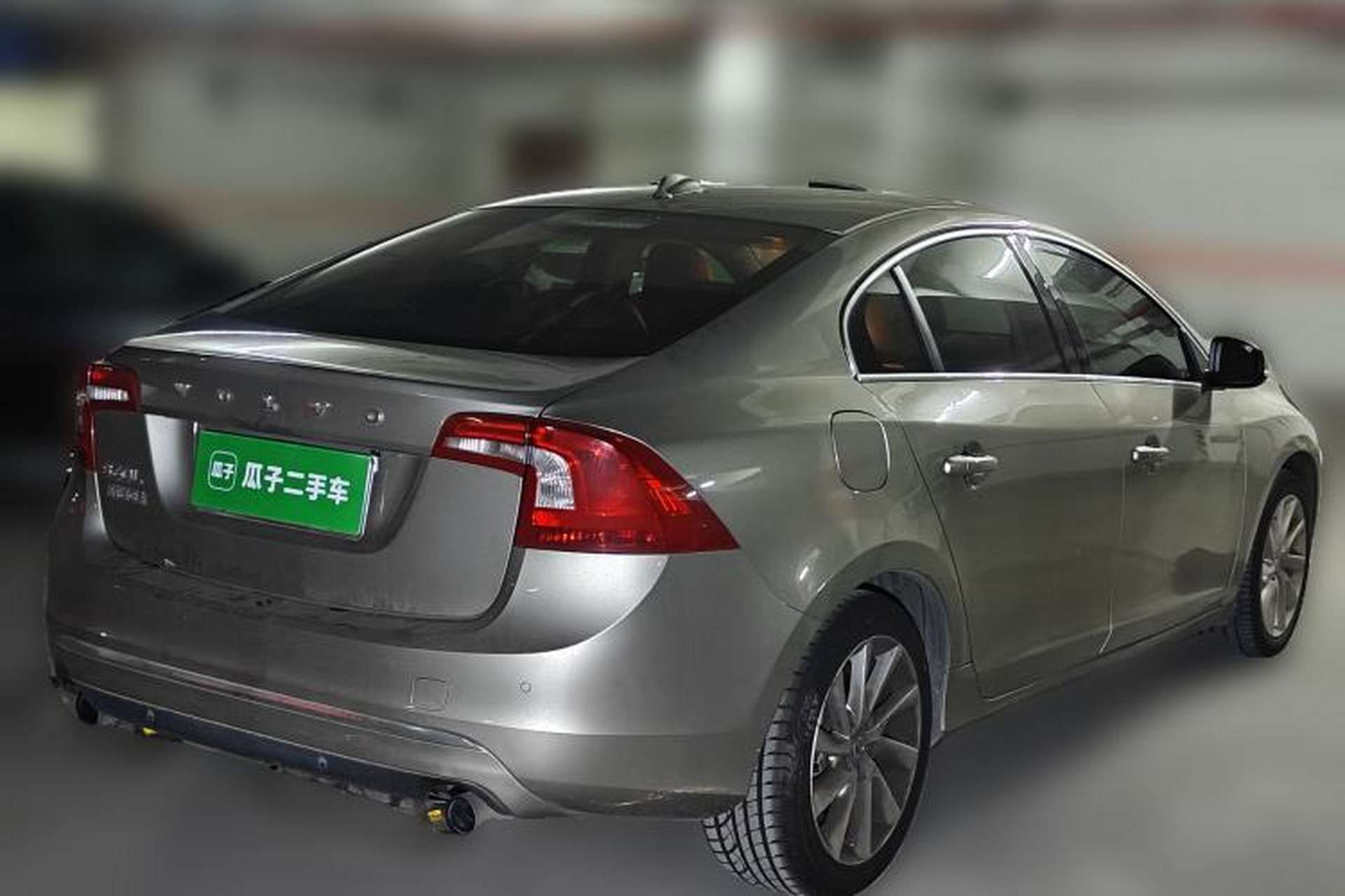 Used Volvo S60 2015 S60L 2.0T Zhiyuan Edition Rear Right 45 Deg