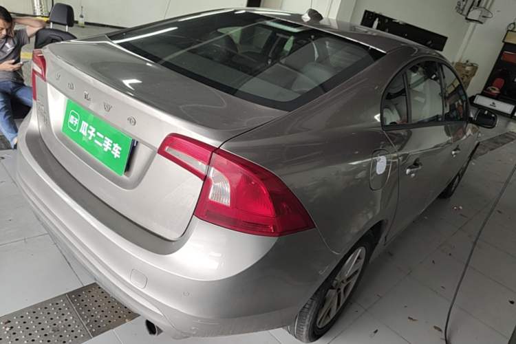 Used Volvo S60 2015 S60L 2.0T Smart Drive Edition Rear Right 45 Deg