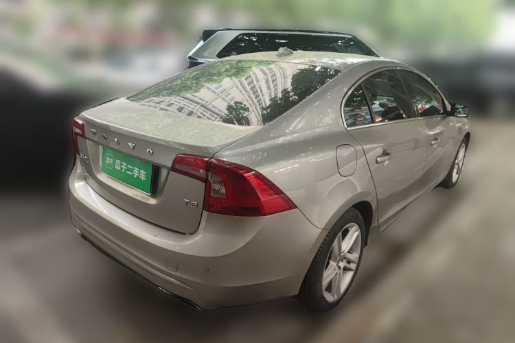 Used Volvo S60 2015 S60L T5 Intelligent Drive Edition Rear Right 45 Deg