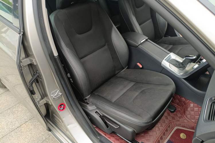 Used Volvo S60 2015 S60L 2.0T Smart Drive Edition Right Front Seat