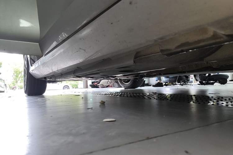 Used Volvo S60 2015 S60L 2.0T Smart Drive Edition Right Side Sill