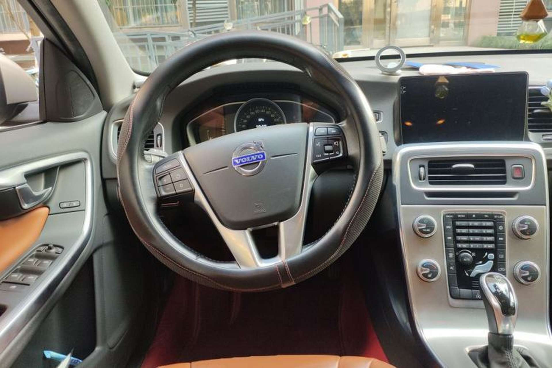 Used Volvo S60 2015 S60L 2.0T Zhiyuan Edition Steering Wheel
