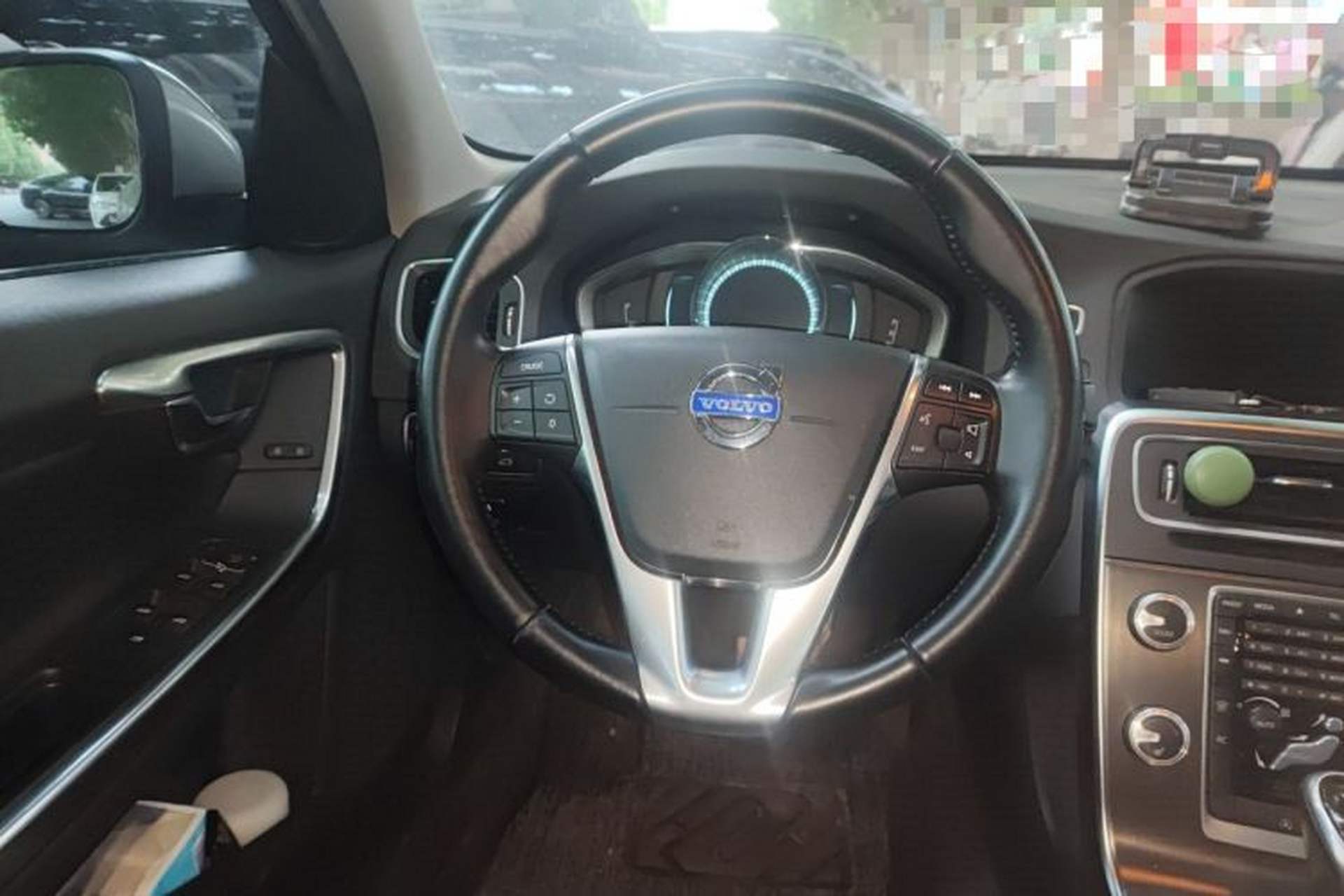 Used Volvo S60 2015 S60L T5 Intelligent Drive Edition Steering Wheel