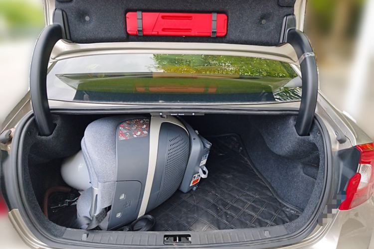 Used Volvo S60 2015 S60L 2.0T Zhiyuan Edition Trunk