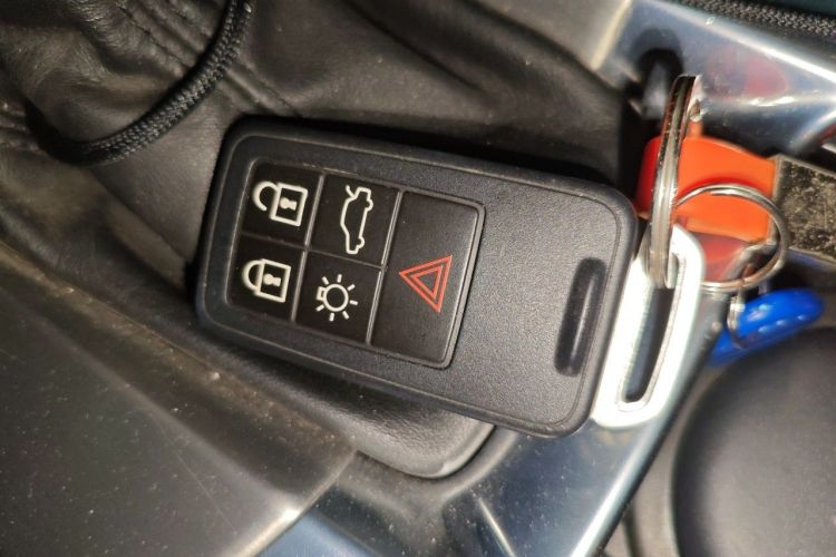 Used Volvo S60 2015 S60L 2.0T Zhiyuan Edition Vehicle Key