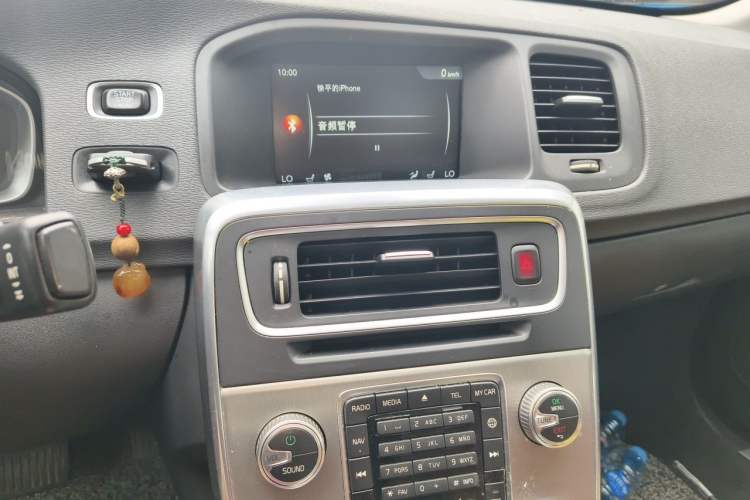 Used Volvo S60 2015 S60L 2.0T Zhiyuan Edition Audio And AC Panel