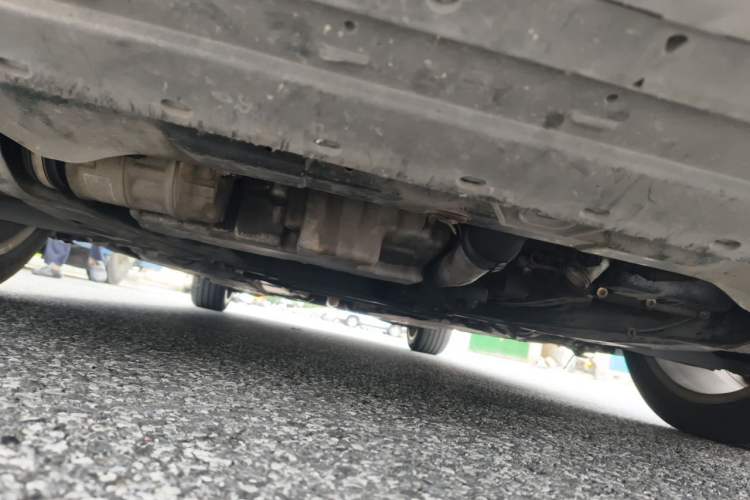 Used Volvo S60 2015 S60L 2.0T Zhiyuan Edition Chassis Front