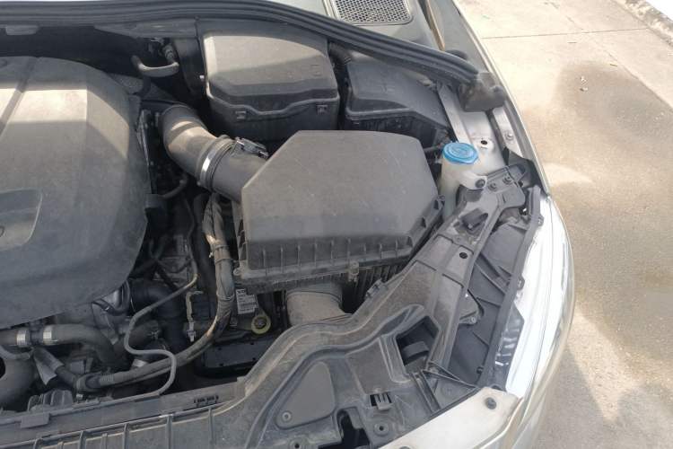 Used Volvo S60 2015 S60L T5 Intelligent Drive Edition Engine Bay Left