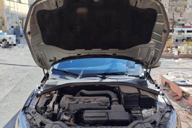 Used Volvo S60 2015 S60L T5 Intelligent Drive Edition Engine Bay