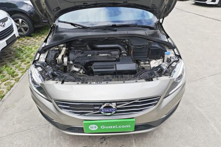 Used Volvo S60 2015 S60L T5 Zhiyue Edition Engine Bay