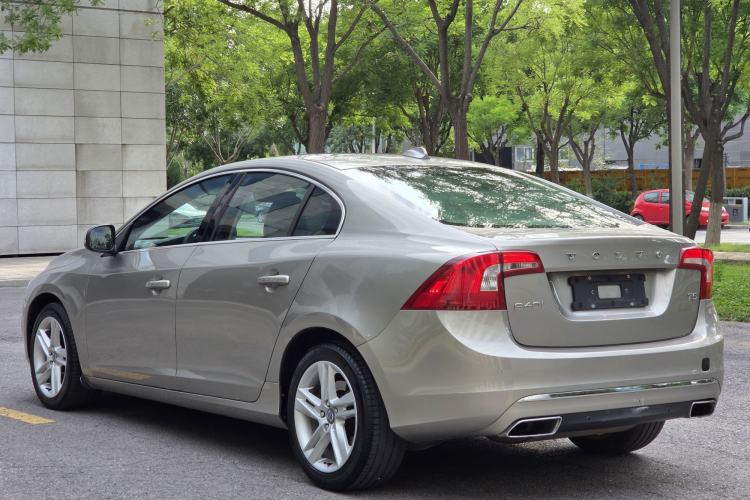 Used Volvo S60 2015 S60L T5 Intelligent Drive Edition Exterior 4