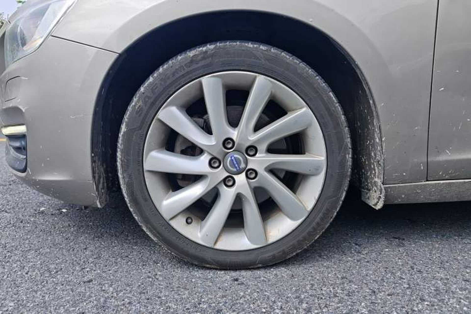 Used Volvo S60 2015 S60L 2.0T Zhiyuan Edition Exterior 5