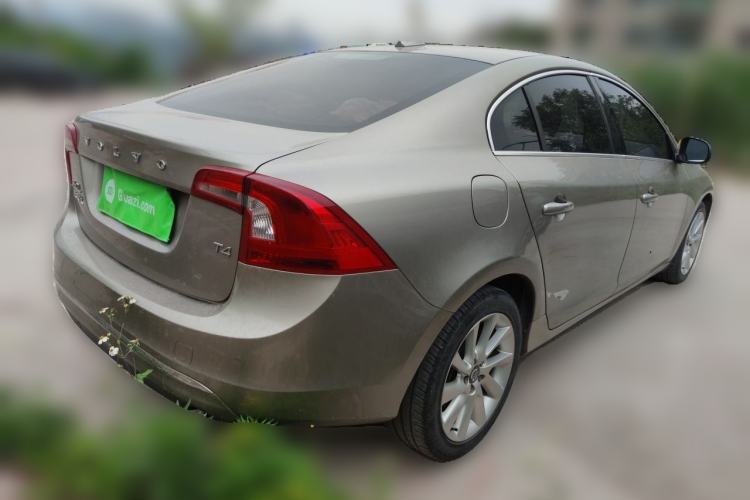 Used Volvo S60 2015 S60L 2.0T Zhiyuan Edition Exterior 5