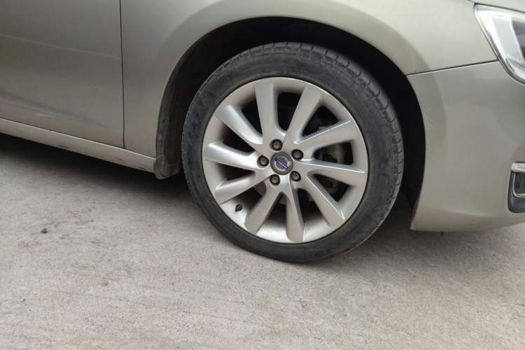 Used Volvo S60 2015 S60L 2.0T Zhiyuan Edition Exterior 7