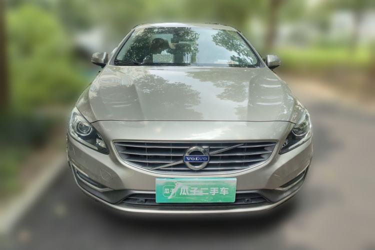 Used Volvo S60 2015 S60L 2.0T Zhiyuan Edition Front