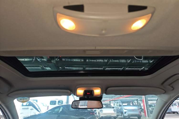 Used Volvo S60 2015 S60L 2.0T Zhiyuan Edition Headliner