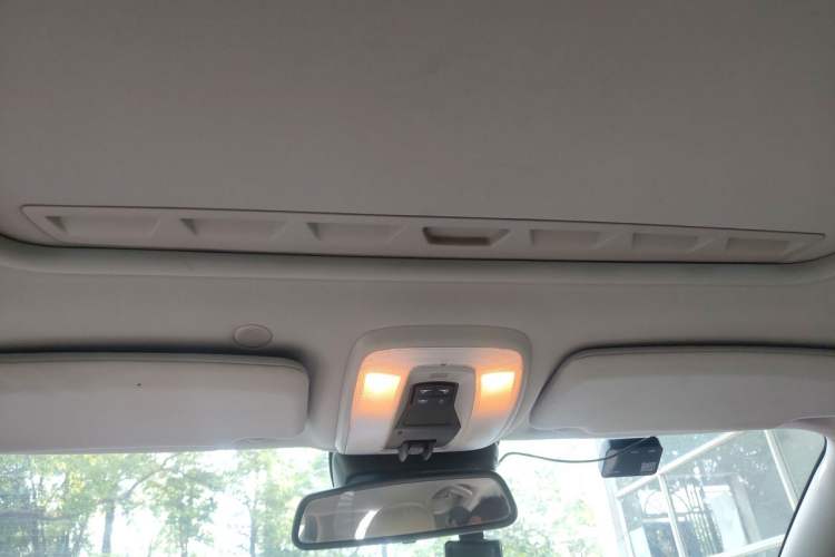 Used Volvo S60 2015 S60L 2.0T Zhiyuan Edition Headliner
