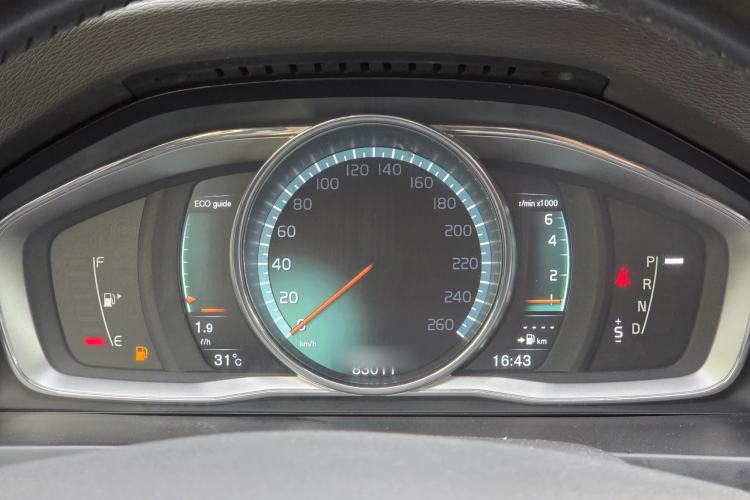 Used Volvo S60 2015 S60L T5 Intelligent Drive Edition Instrument Cluster