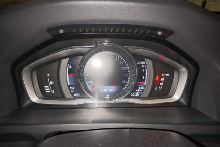 Used Volvo S60 2015 S60L T5 Intelligent Drive Edition Instrument Cluster