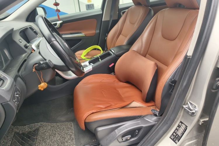Used Volvo S60 2015 S60L 2.0T Zhiyuan Edition Left Front Seat