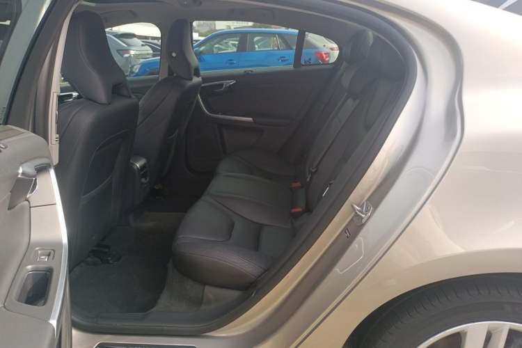 Used Volvo S60 2015 S60L T5 Intelligent Drive Edition Left Rear Seat